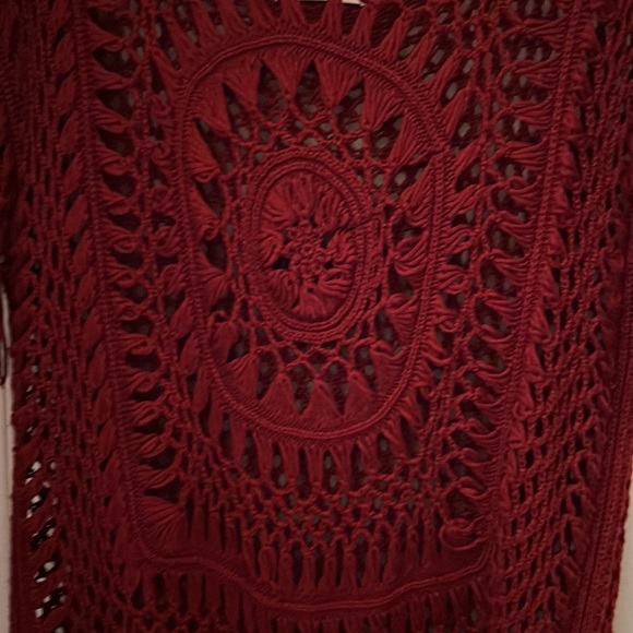 Burgundy, crochet, top with fringe size small - Picture 2 of 5